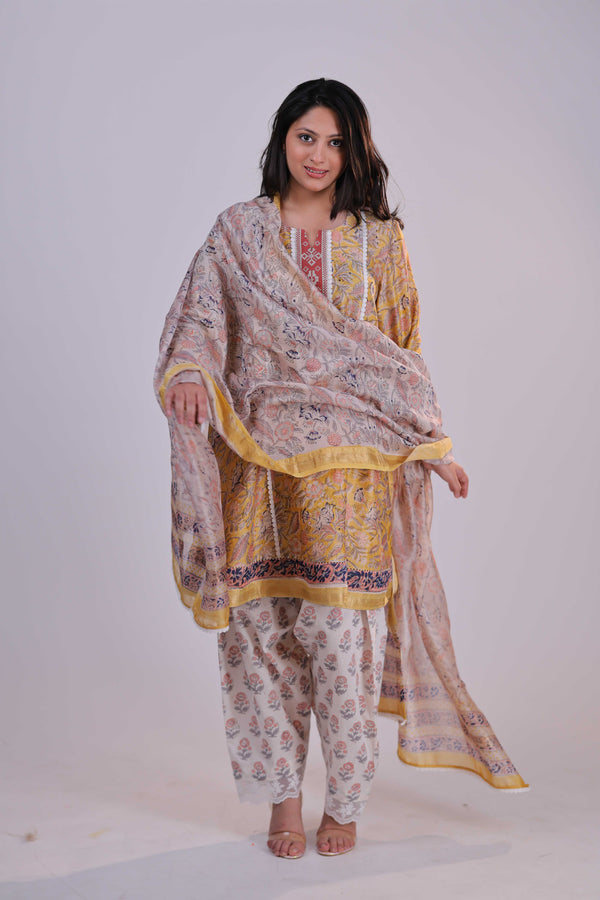 Bagdu & Dabu Yellow Suit Set