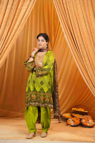 Silk Satin Mahakari Rangrez print - Green