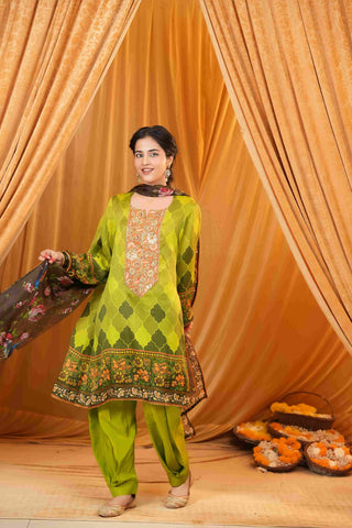 Silk Satin Mahakari Rangrez print - Green