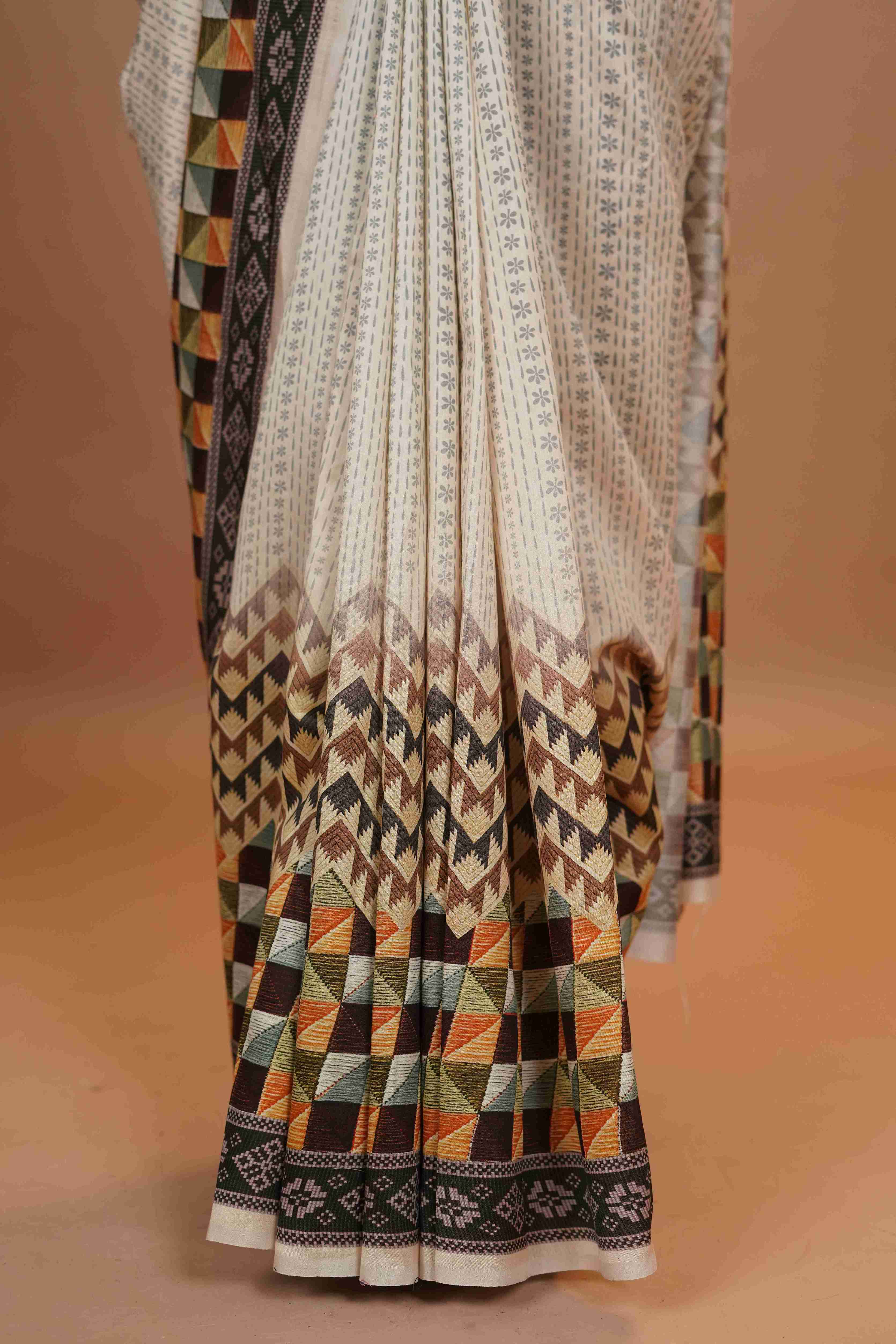 Mahalkari Mirror work Blouse with chanderi saree - (Maroon)