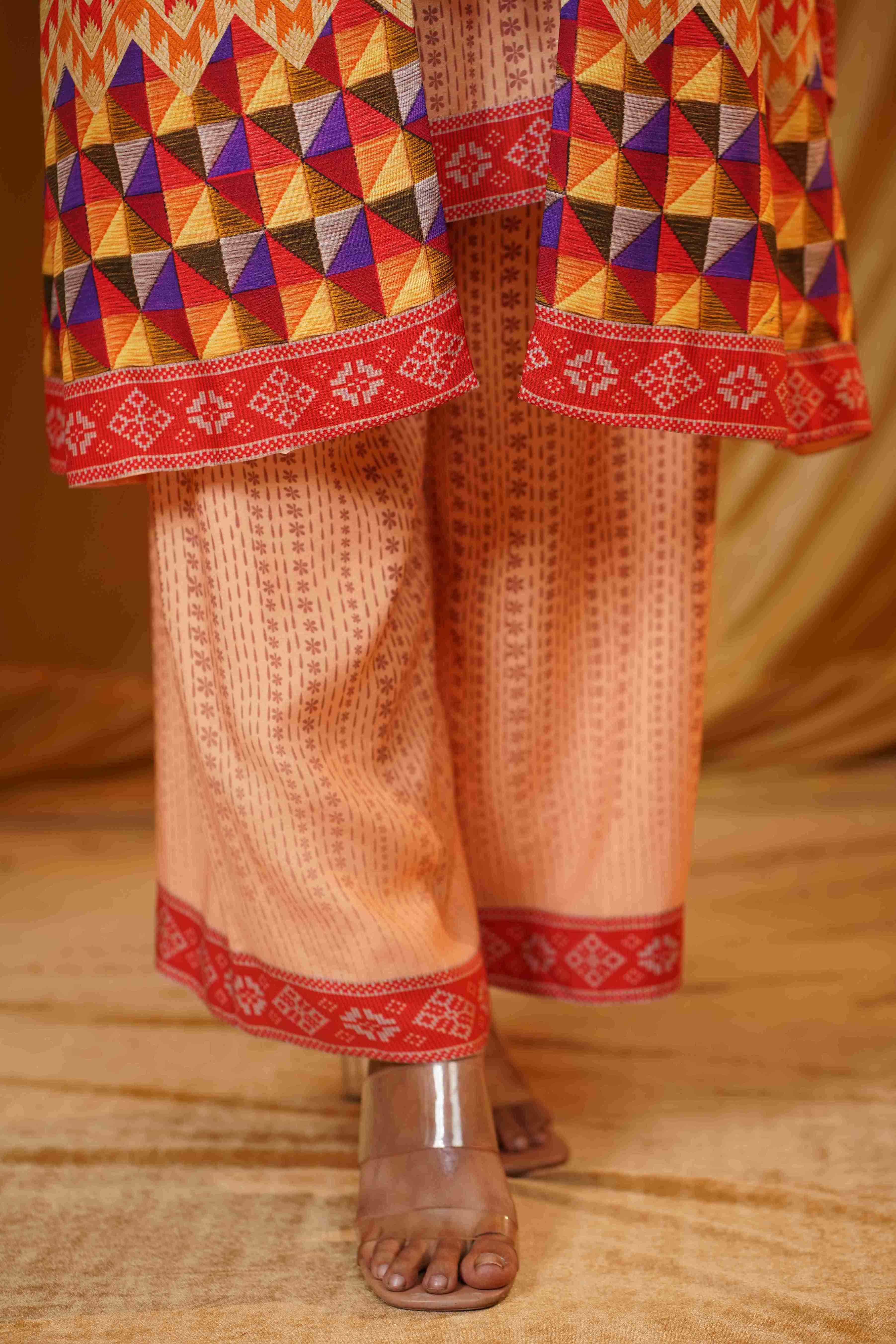 Mahalkari Kantha work jacket - (Cream/red)