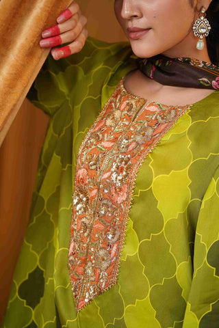 Silk Satin Mahakari Rangrez print - Green