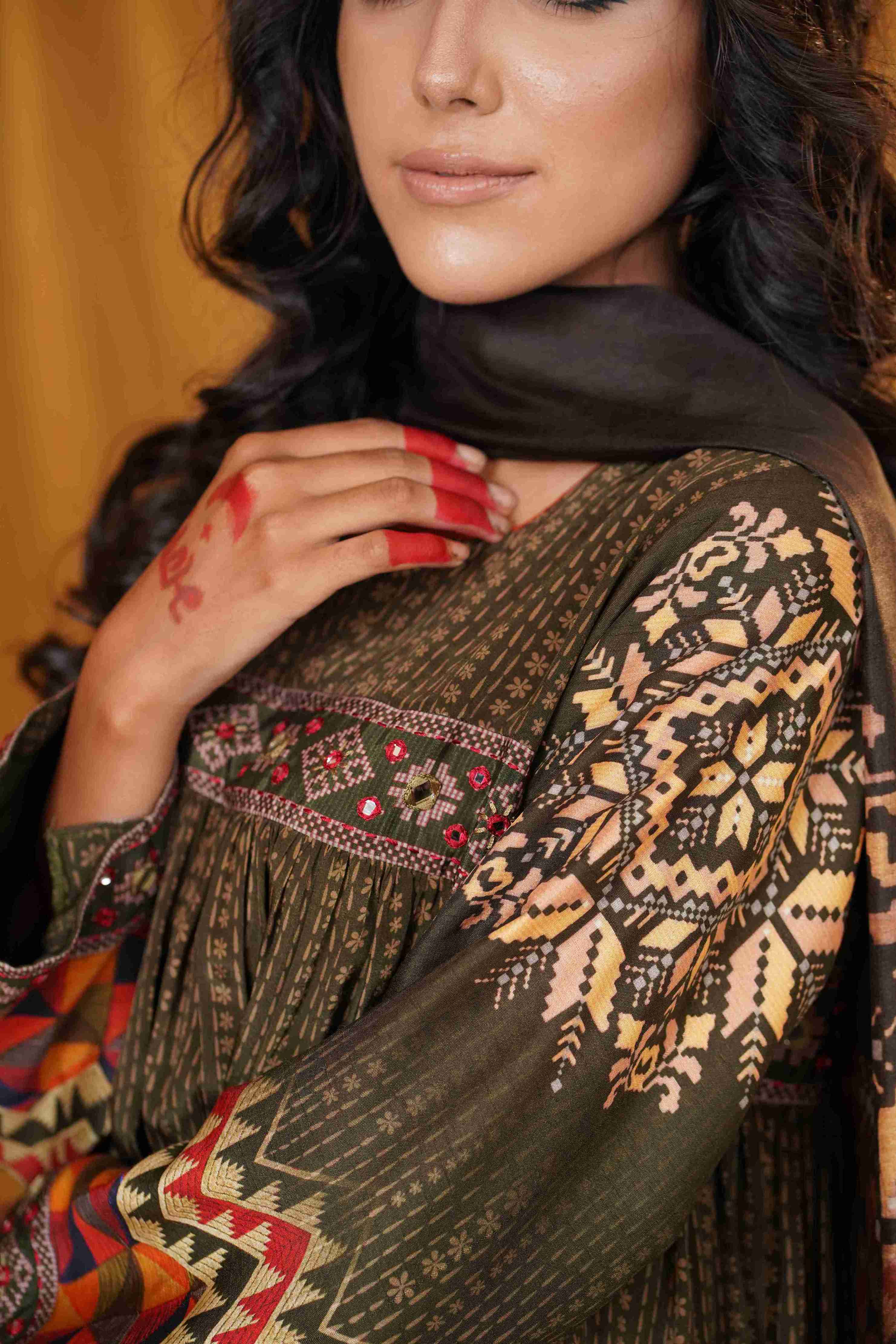Mahalkari kantha and mirror work suit - Olive Green