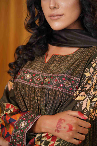 Mahalkari kantha and mirror work suit - Olive Green