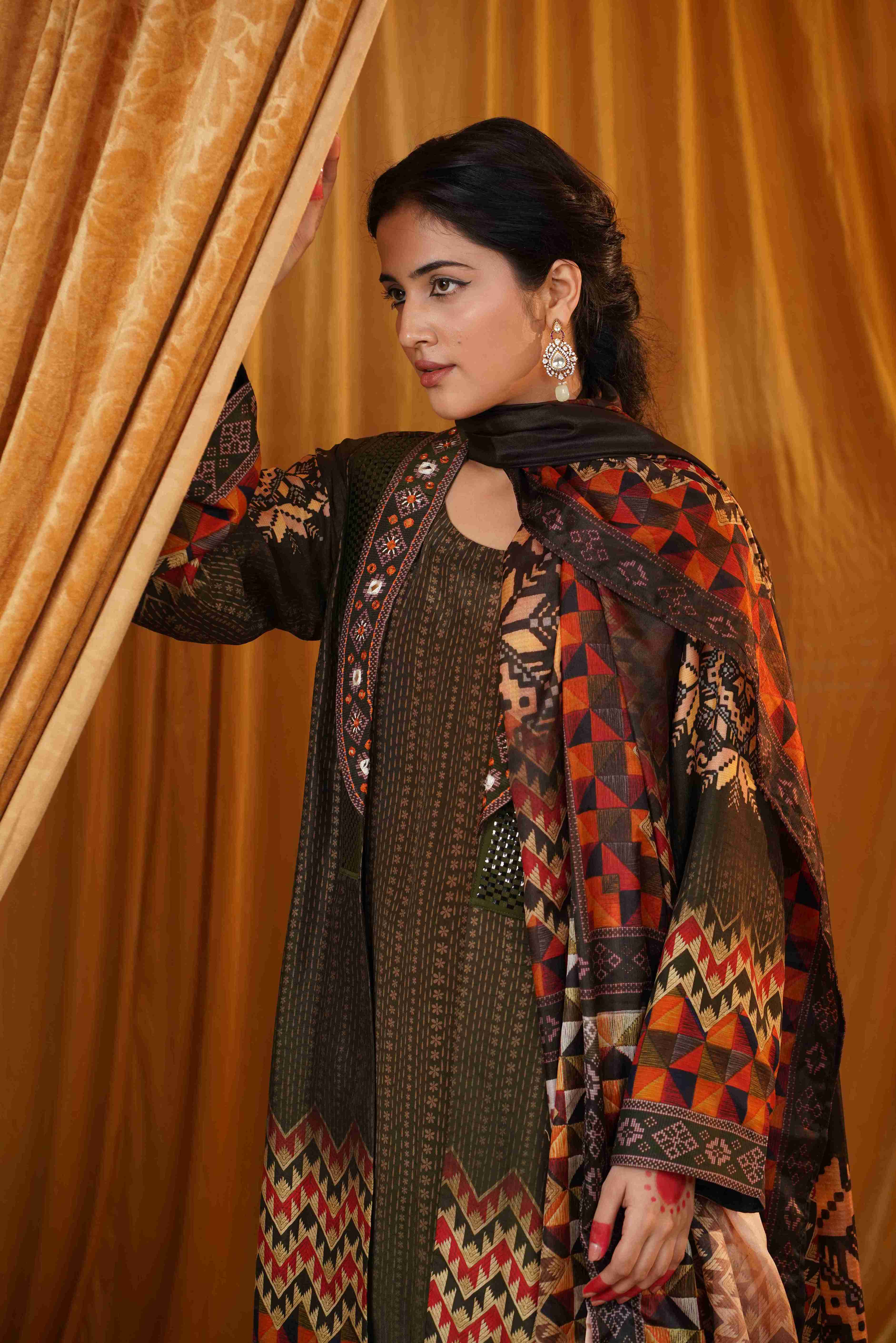 Mahalkari Kantha work jacket - Olive Green