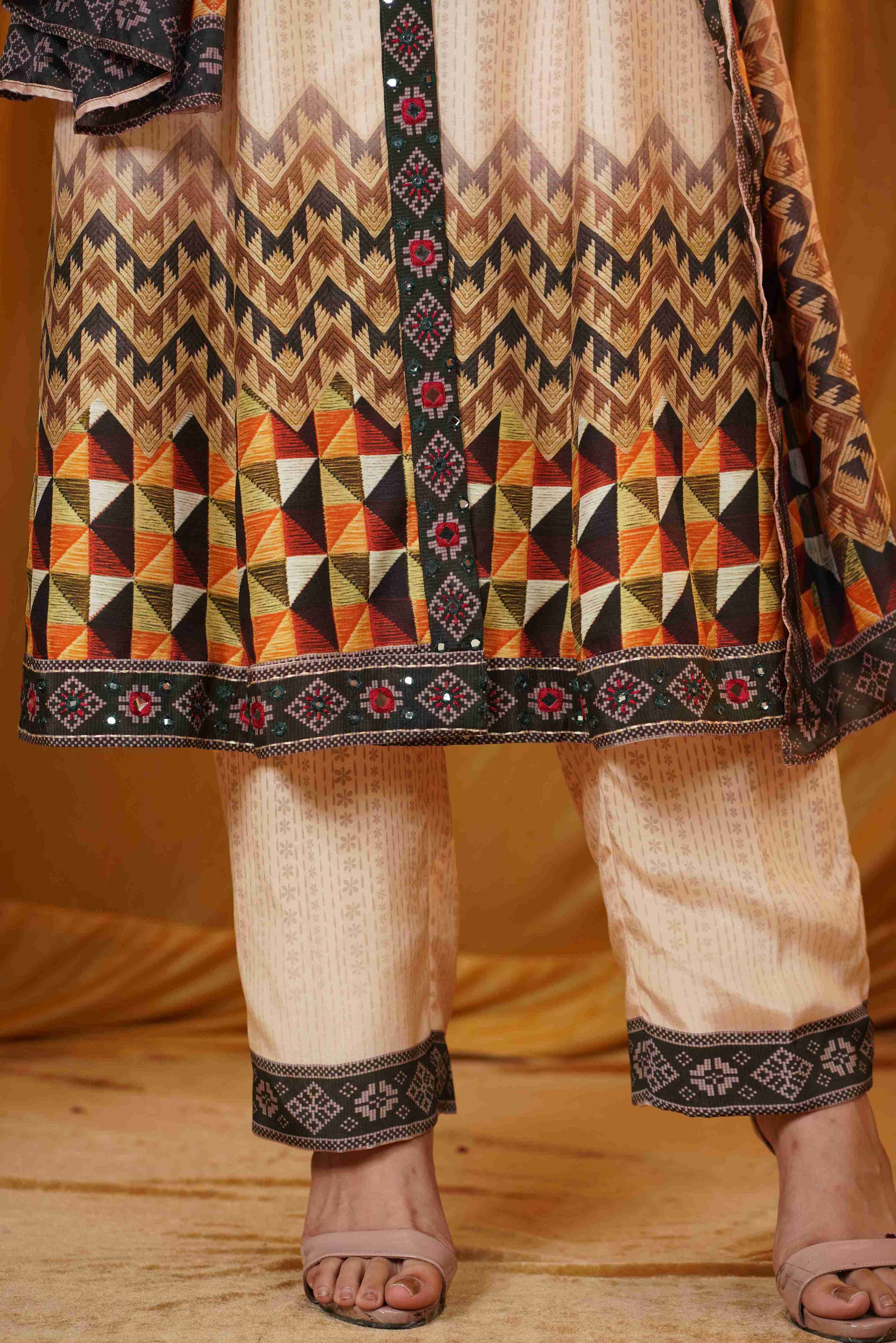 Mahalakari kantha work jacket - Beige/Green