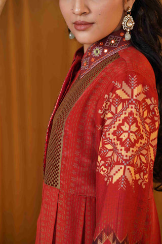 Mahalkari kantha and mirror work suit - Maroon