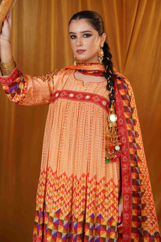 Mahalkari kantha and mirror work suit - Cream & Red