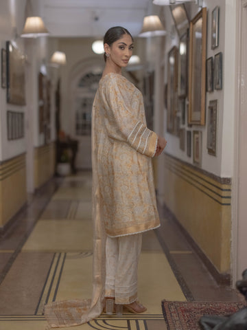 Bagru Bloom: Handcrafted Maheshwari Suit Set