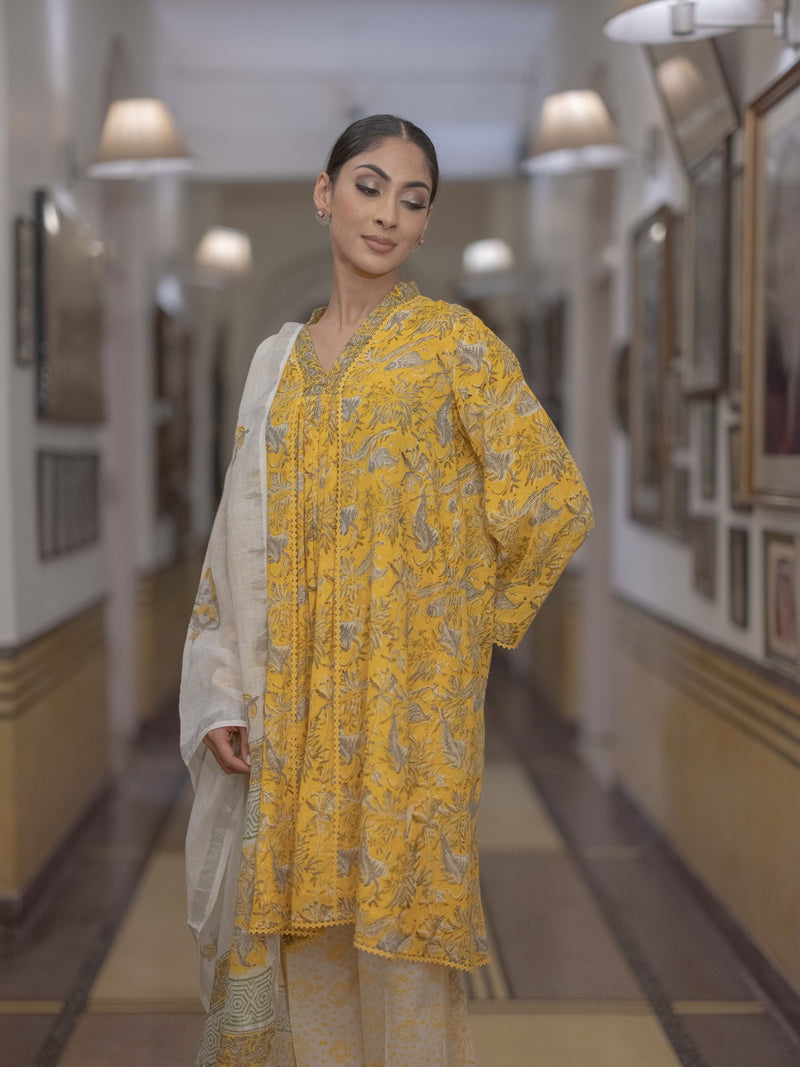 Bagru Bloom: Handcrafted Linen Suit Set