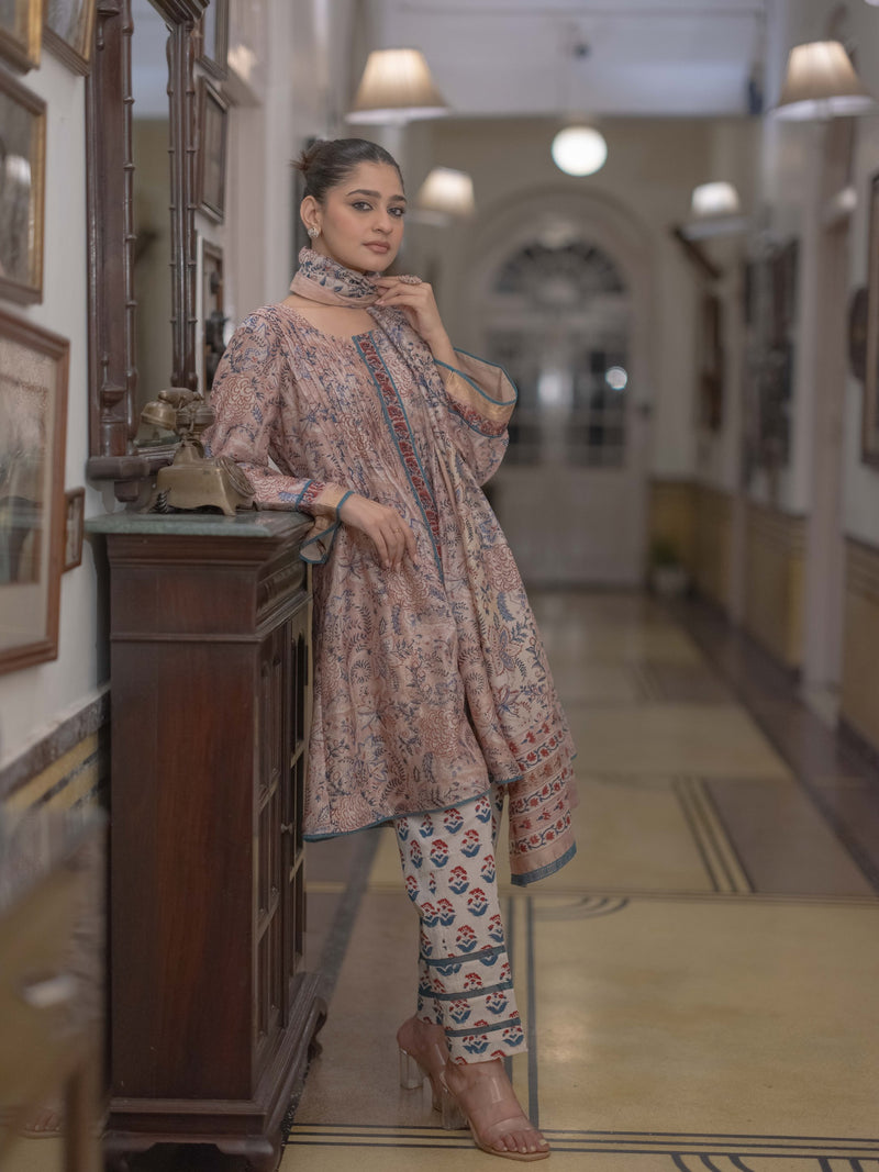 Bagru Bloom: Handcrafted Maheshwari Suit Set