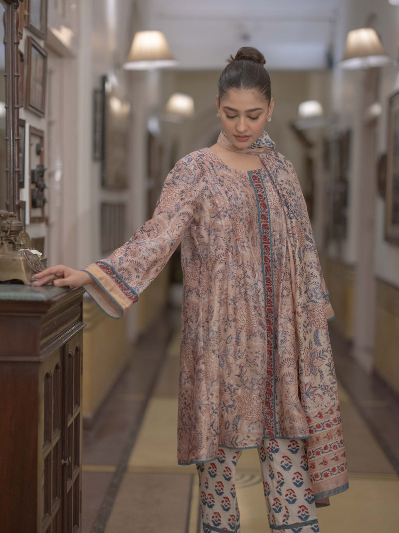 Bagru Bloom: Handcrafted Maheshwari Suit Set