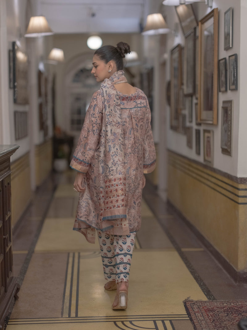Bagru Bloom: Handcrafted Maheshwari Suit Set