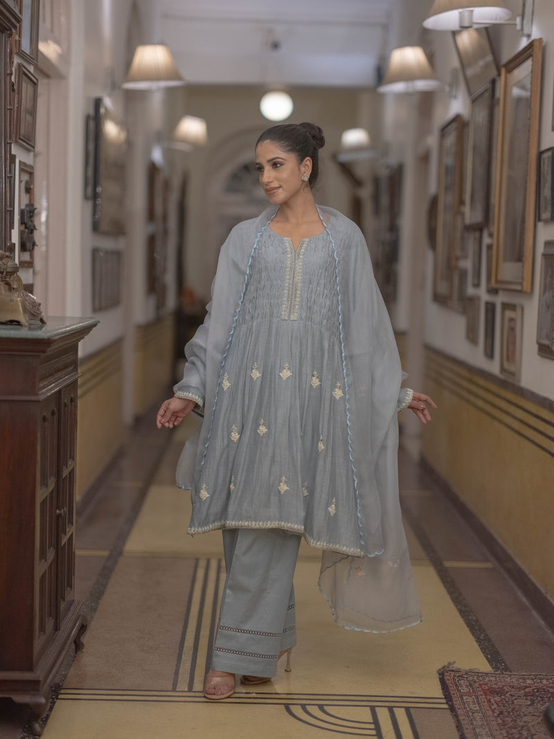 Smokey Dori work Chanderi Suit set : Light Grey
