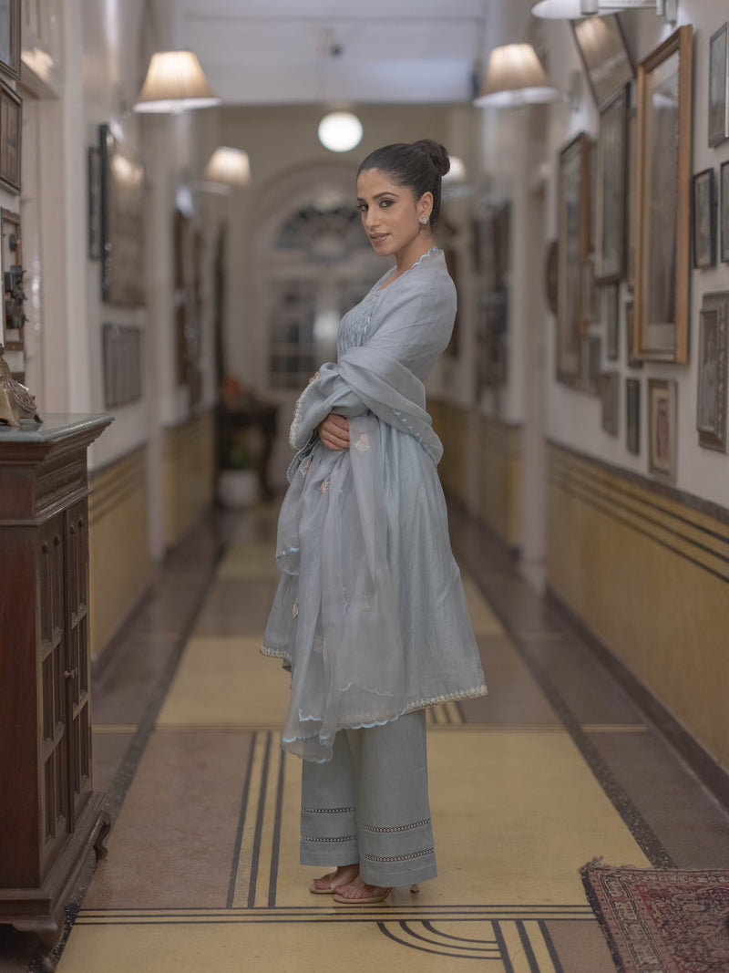 Smokey Dori work Chanderi Suit set : Light Grey