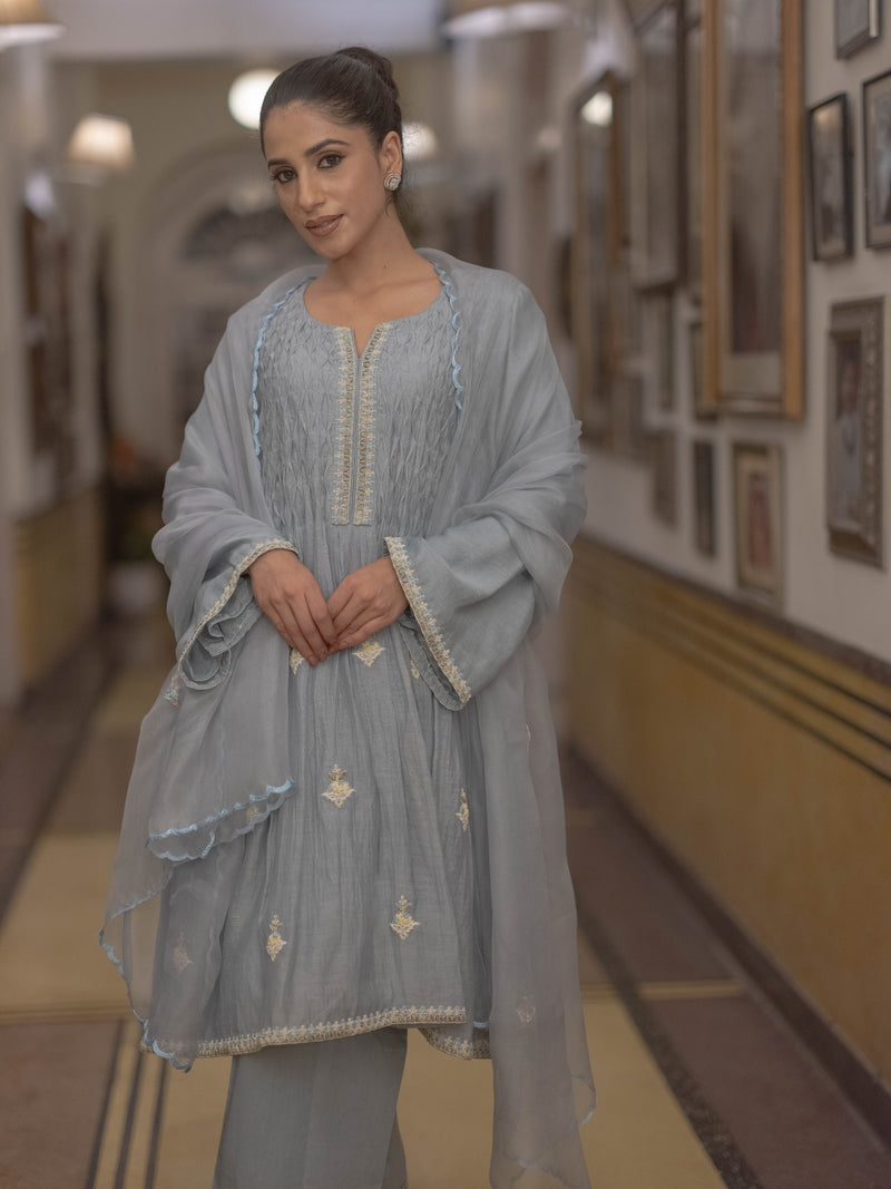 Smokey Dori work Chanderi Suit set : Light Grey